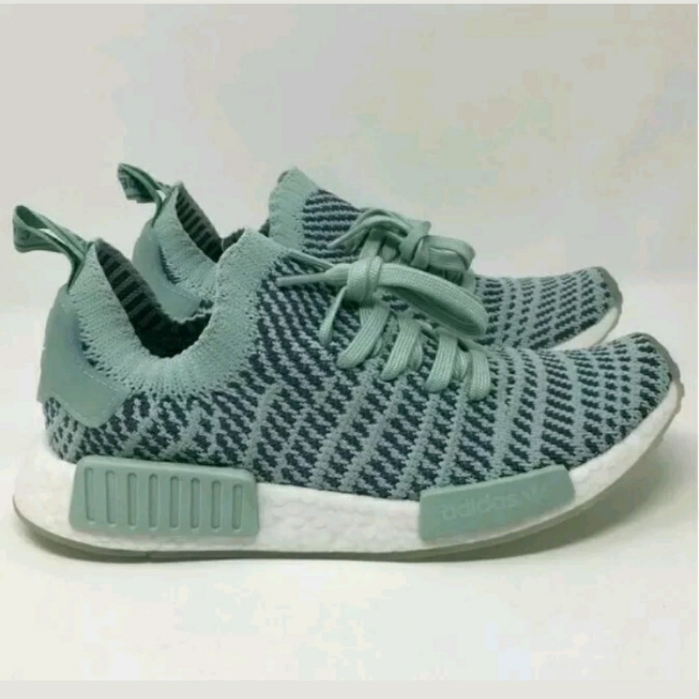 Adidas Boost NMD R1 Primeknit Sneakers - Picture 3 of 8